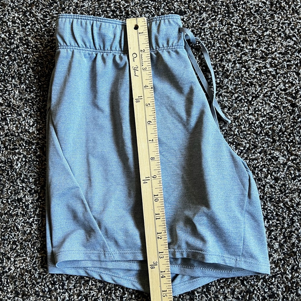 Nike Women's Athletic Gray Shorts - Picture 4 of 4